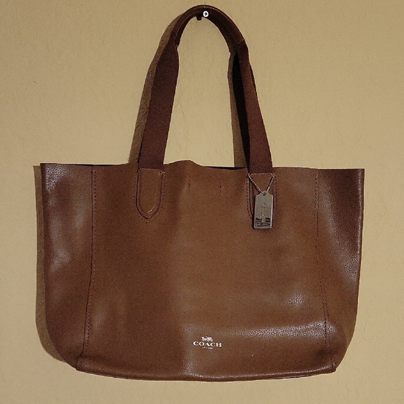 Coach Handbags - Coach Derby Tote